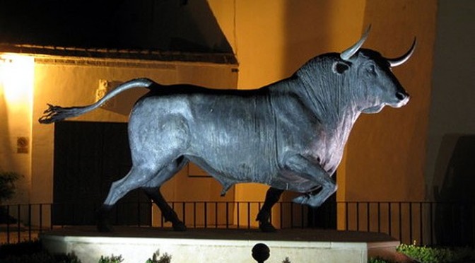 Statue of bull, plaza de toros, ronda